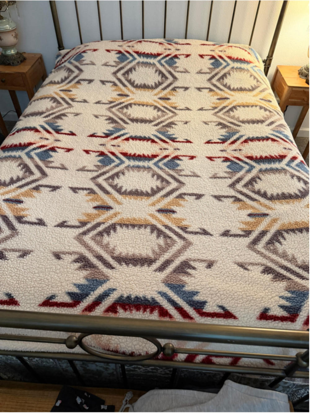 Pendleton Twin Blanket 67x87 Southwestern Aztec Geometric Plush Fleece Multicolo